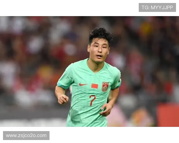 武磊与艾克森：里皮战术下的锋线遗憾